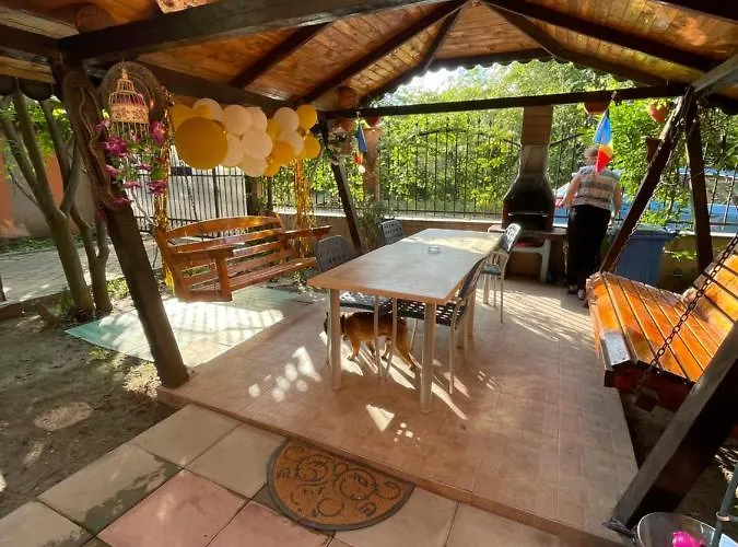 La Famiglia * אפורי נורד