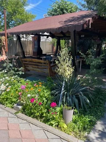 בית אירוח La Famiglia *