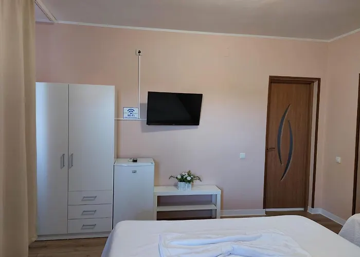 La Famiglia Pansiyon Eforie Nord